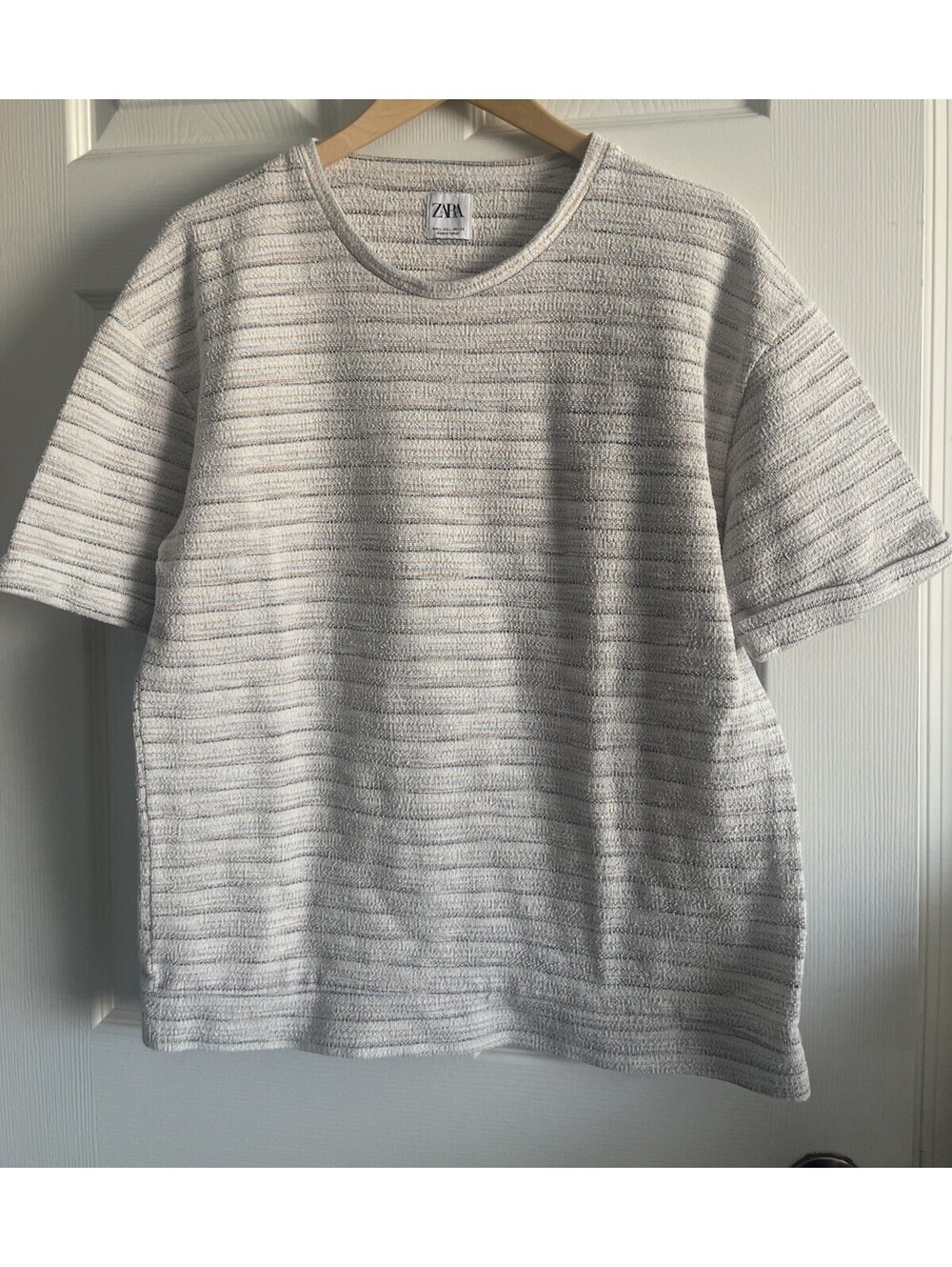 Zara Textured Shirt Sz L Short Sleeve Cuffed Striped Sweater TShirt Nubby Ivory